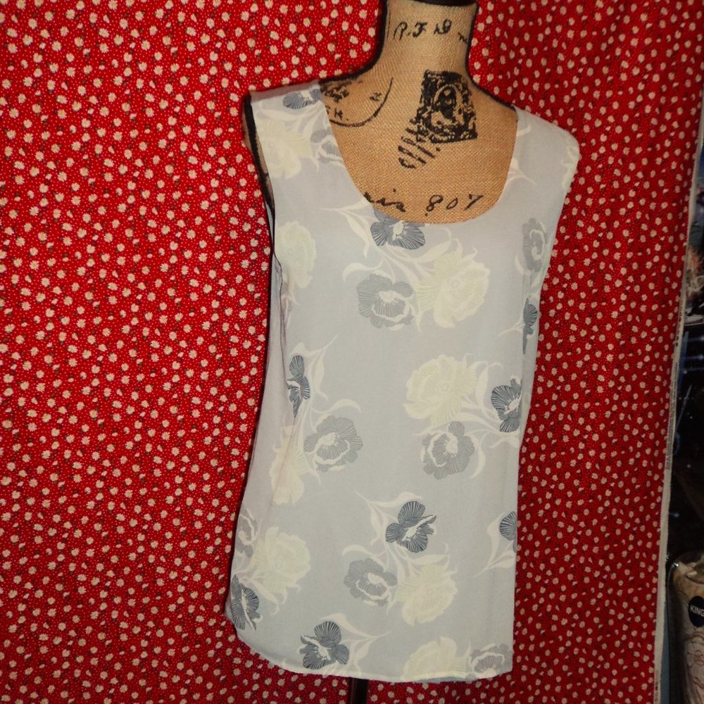 Sleeveless Top